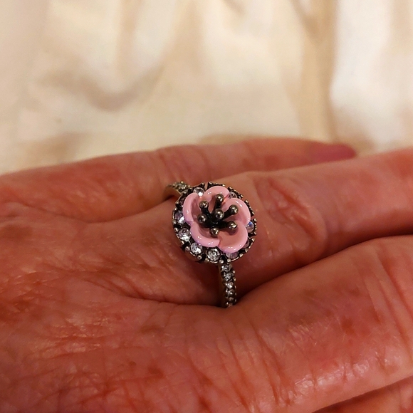 Chloe & Isabel Rose Ring Femme Des Fleur's Ring Barbie Core Gold -Plated SZ:9 - Picture 2 of 10